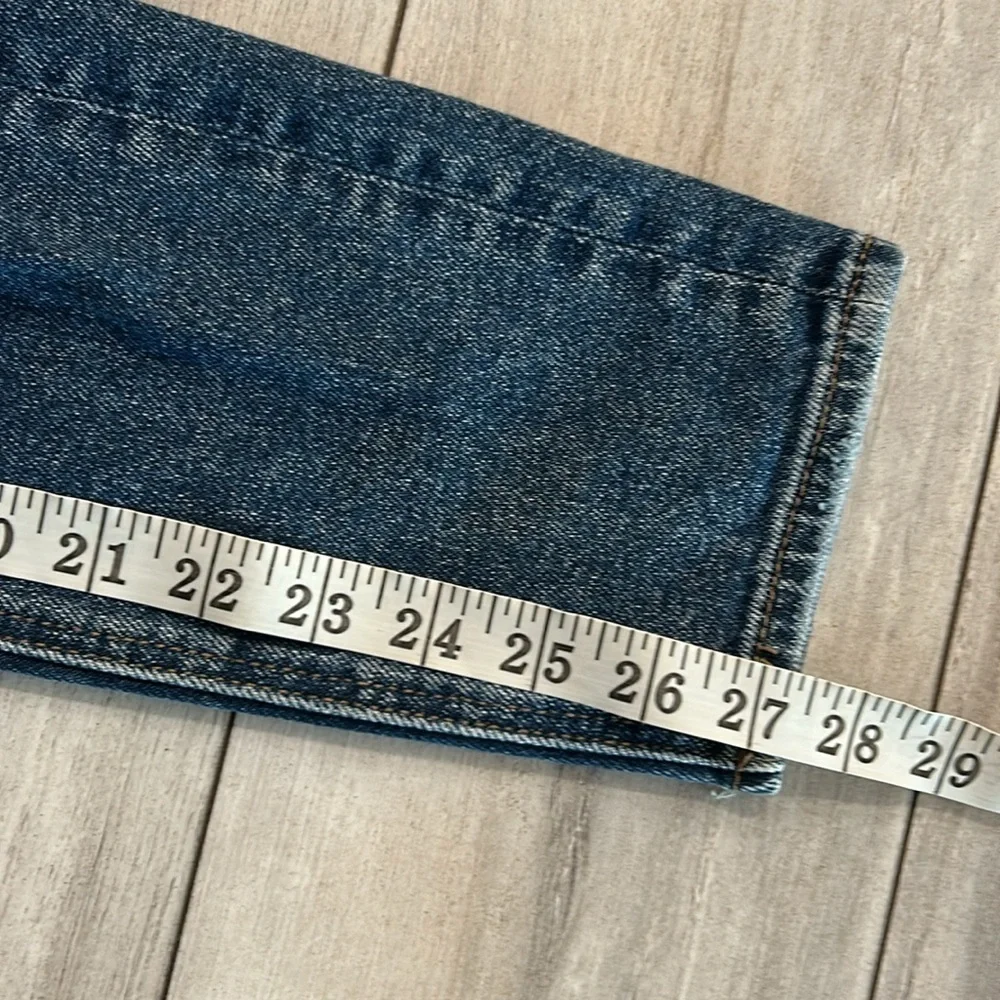 American Eagle MOM jeans size 00 distressed